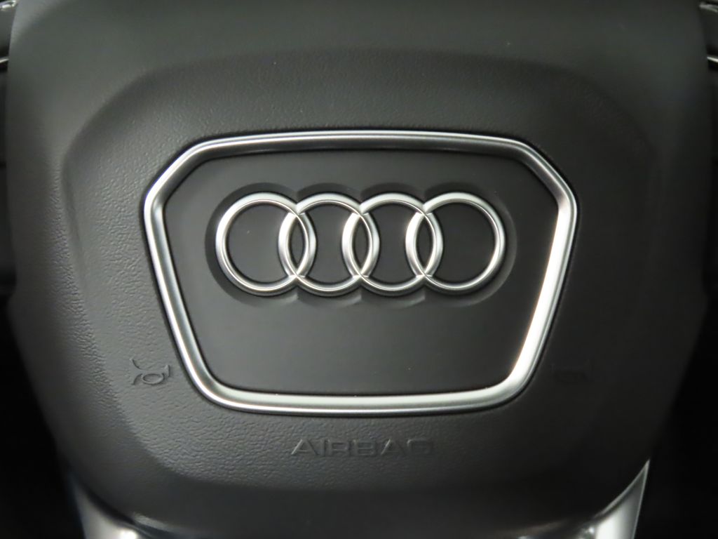 Thumbnail: 2025 Audi Q7 - 16