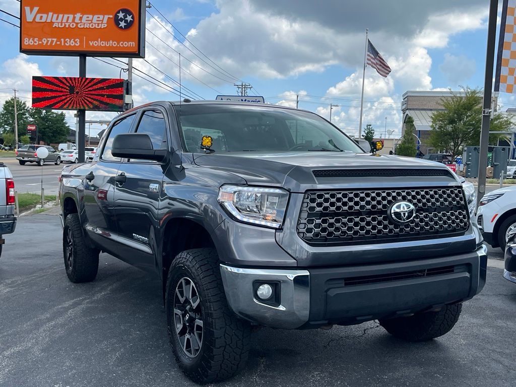 Magnetic Gray Metallic 2014 Toyota Tundra Pickup Truck Four-Wheel Drive 6-Speed Automatic Overdrive