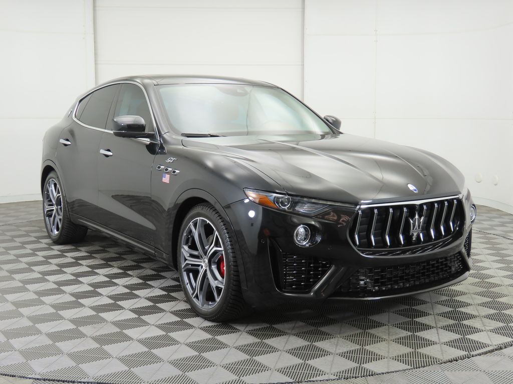 Thumbnail: 2022 Maserati Levante - 3