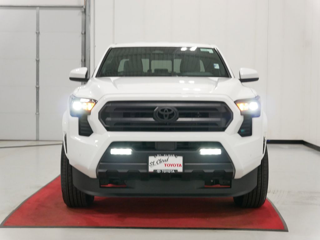 Used 2025 Toyota Tacoma SR5 with VIN 3TMLB5JN9SM118465 for sale in Waite Park, Minnesota