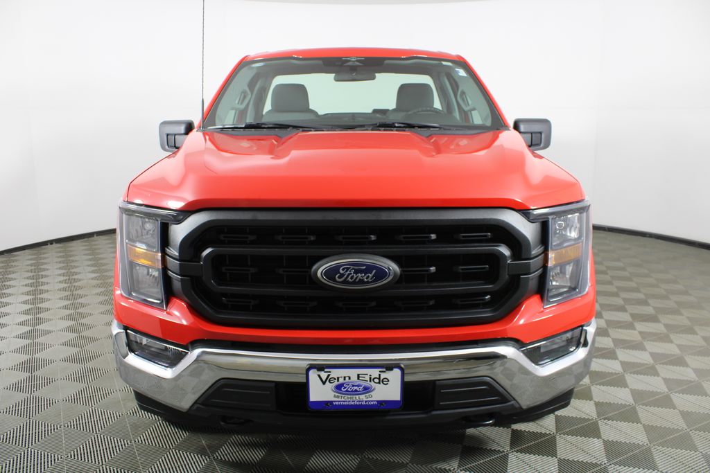 View vehicle photo 2