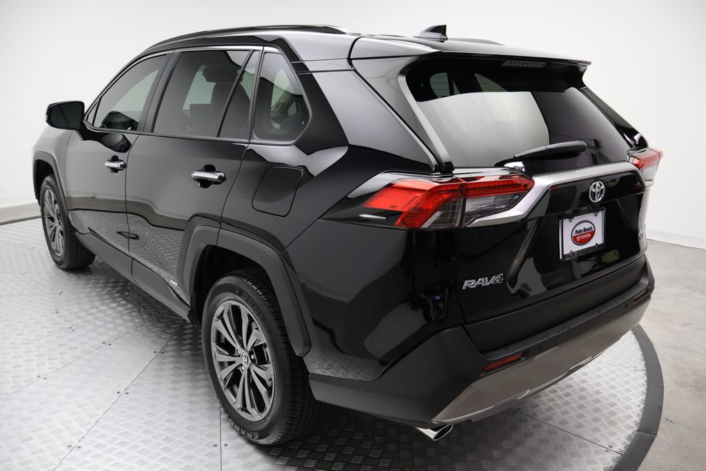 Thumbnail: 2025 Toyota RAV4 - 11