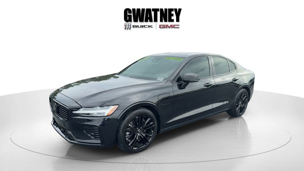  2023 Volvo S60 Recharge T8 Plus Black Edition eAWD   