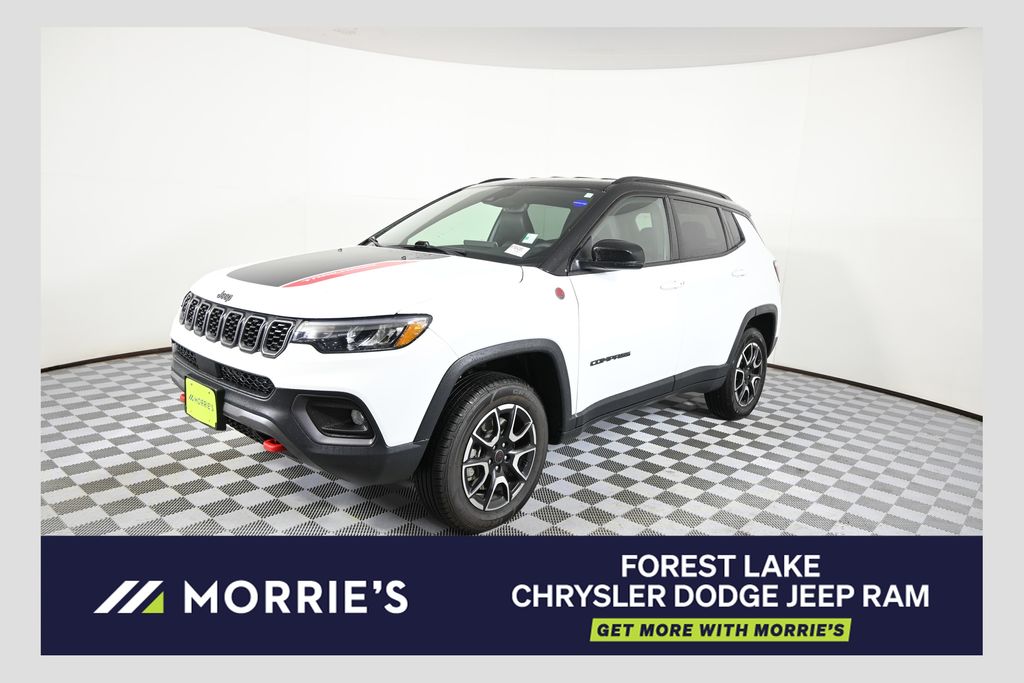 Bright White Clearcoat 2025 Jeep Compass SUV / Crossover Four-Wheel Drive 8-Speed Automatic