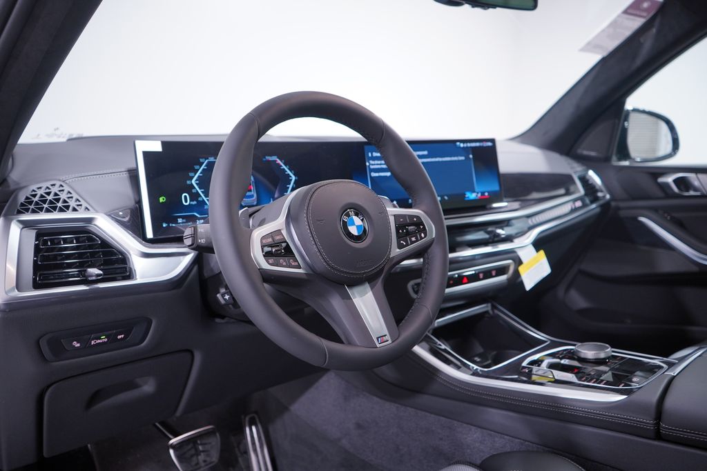 Thumbnail: 2026 BMW X5 - 6