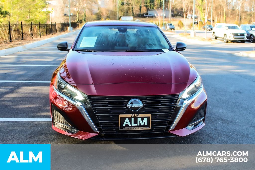 Used 2024 Red Nissan 2.5 SV image 10