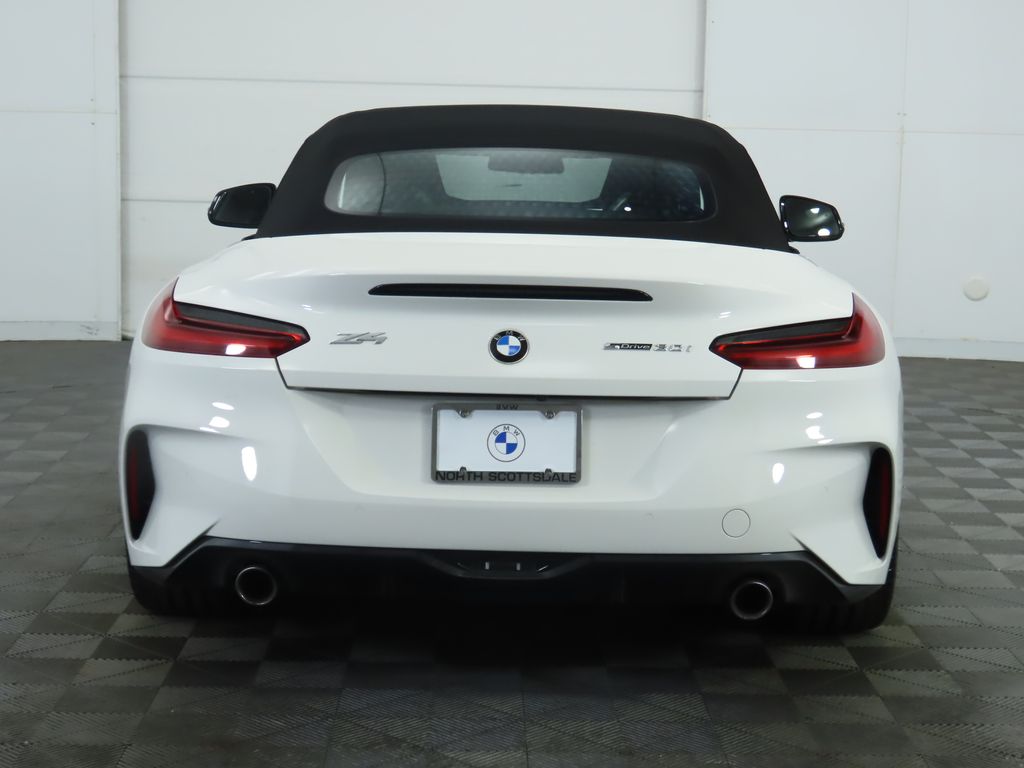 Thumbnail: 2025 BMW Z4 - 14