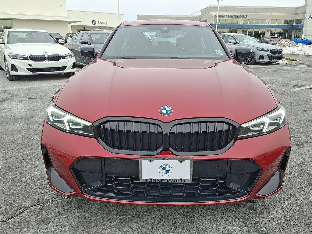 Thumbnail: 2025 BMW 3 Series - 2