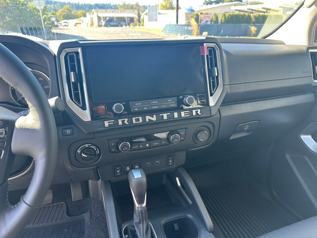 2026 Nissan Frontier SV