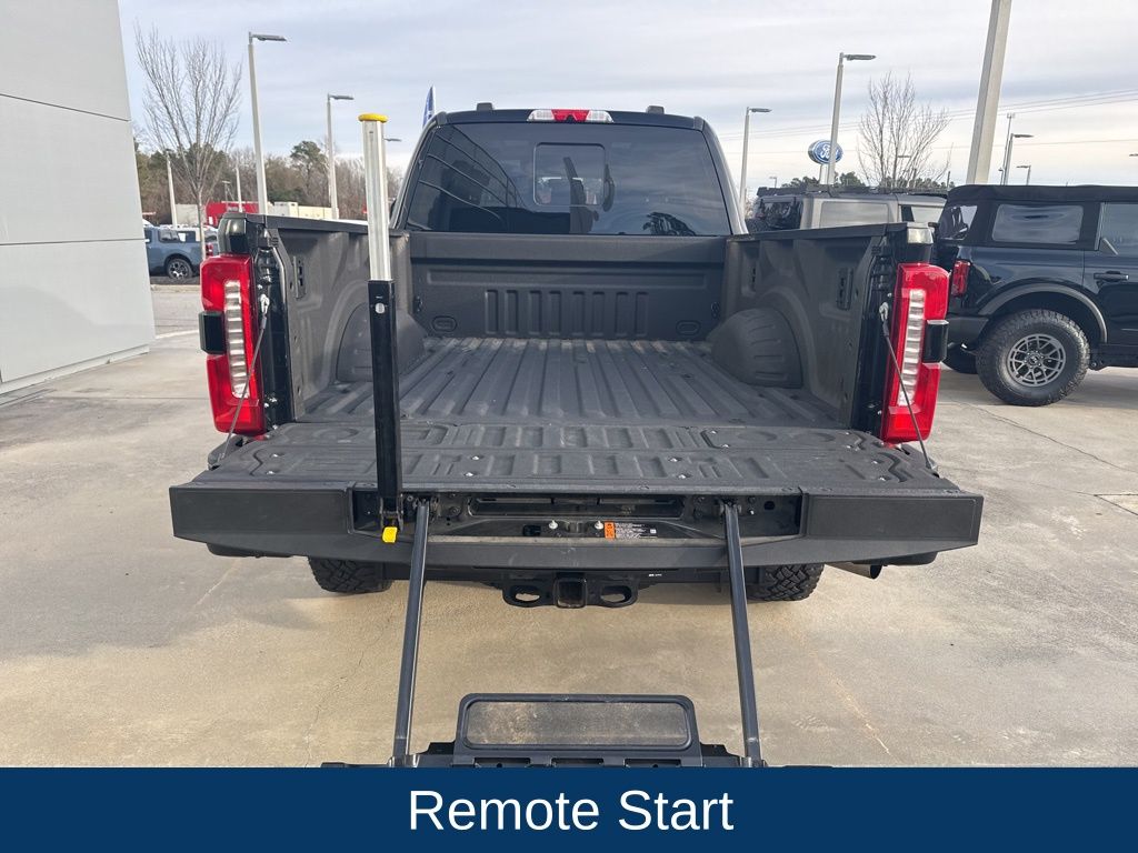 2024 Ford F-350 XLT