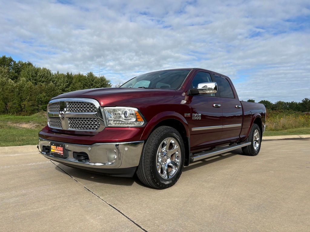Delmonico Red Pearlcoat 2016 RAM 1500 Pickup Truck Four-Wheel Drive 8-Speed Automatic