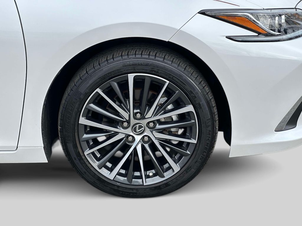 used 2024 Lexus ES car, priced at $42,996