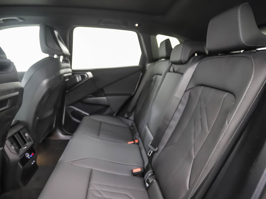 Thumbnail: 2026 BMW X3 - 20