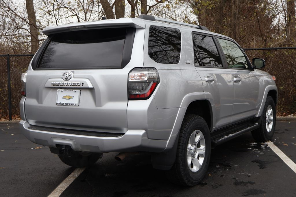 Thumbnail: 2024 Toyota 4Runner - 8