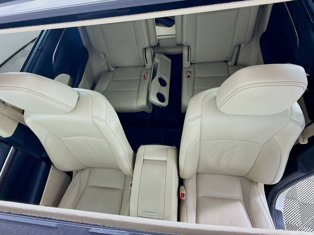 Thumbnail: 2015 Toyota Highlander - 20