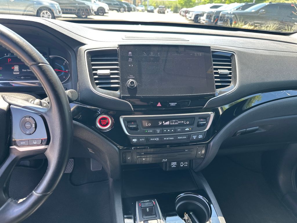 Used Car 2019 Honda Pilot  Touring For Sale Under $25,000 In Austin, Texas