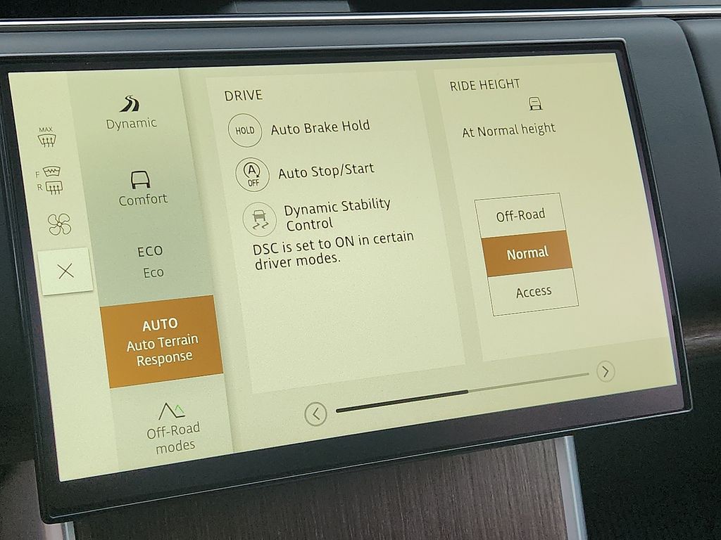 Thumbnail: 2024 Land Rover Range Rover - 25