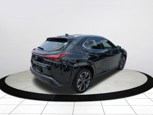 Used 2025 Black Lexus 300h Premium image 3