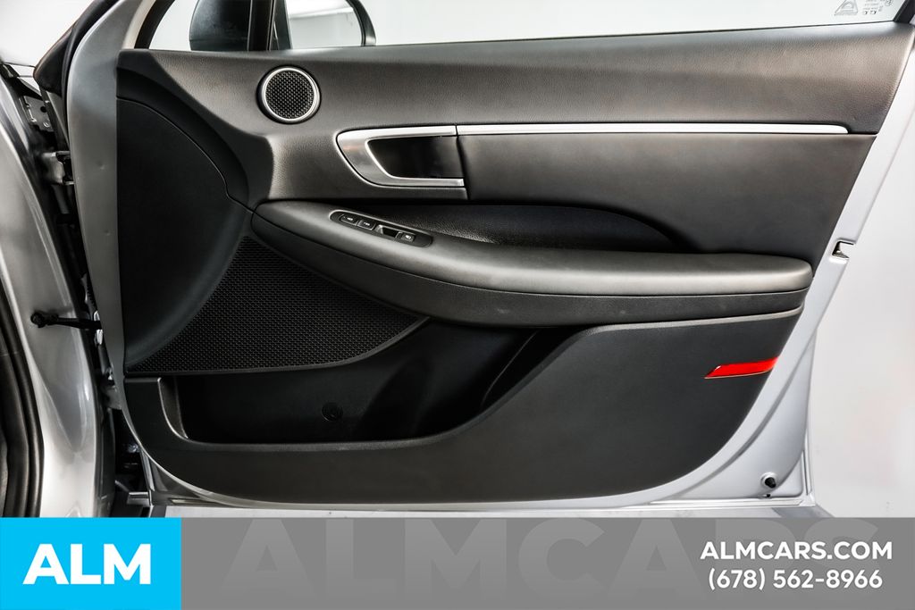 Used 2020 Silver Hyundai SEL image 40