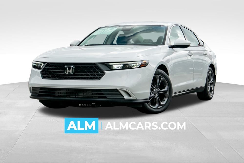 2023 Honda Accord EX's photo