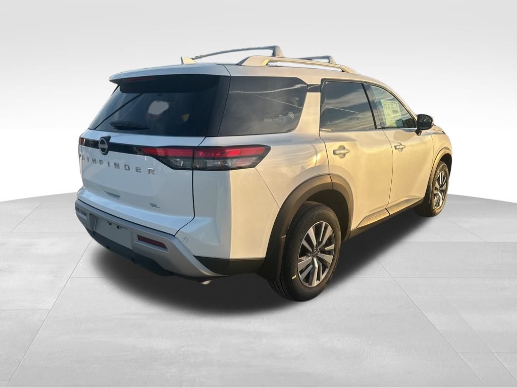 2025 Everest White Pearl Tricoat Nissan Pathfinder SL FWD SUV