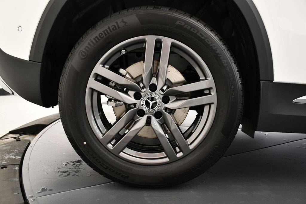 2025 Mercedes-Benz GLA 250 4MATIC 15