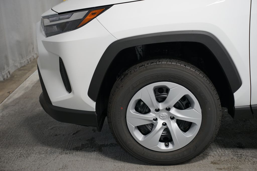 Thumbnail: 2025 Toyota RAV4 - 5