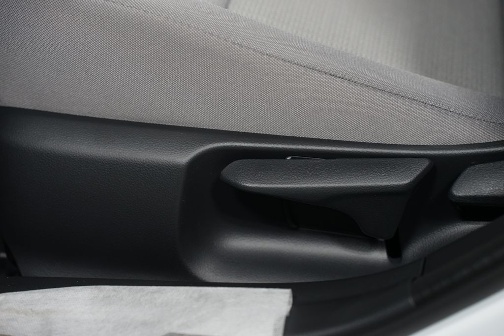 Thumbnail: 2026 Toyota Prius - 31