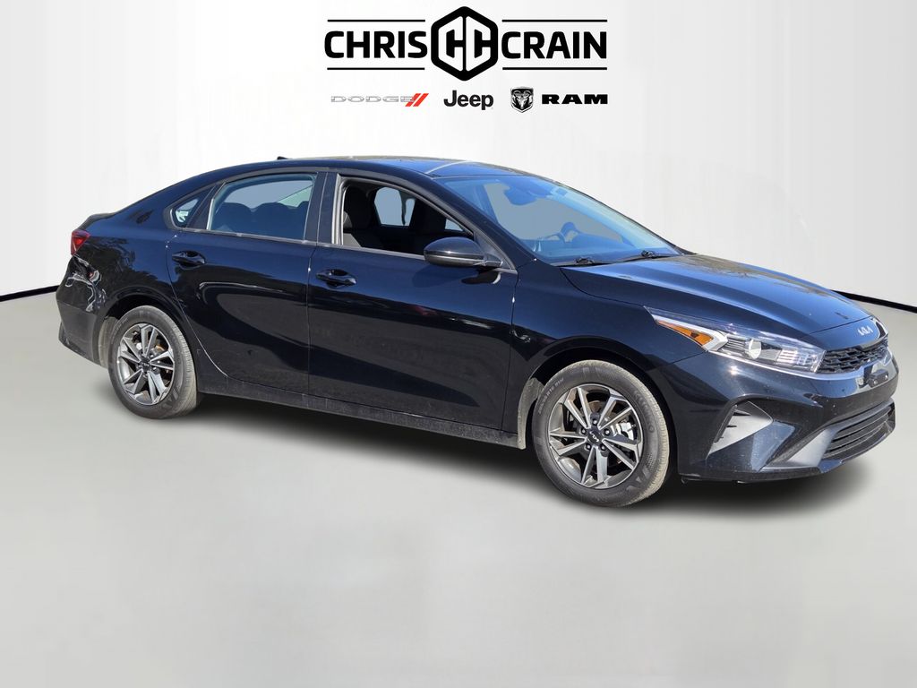 2024 Kia Forte LXS FWD