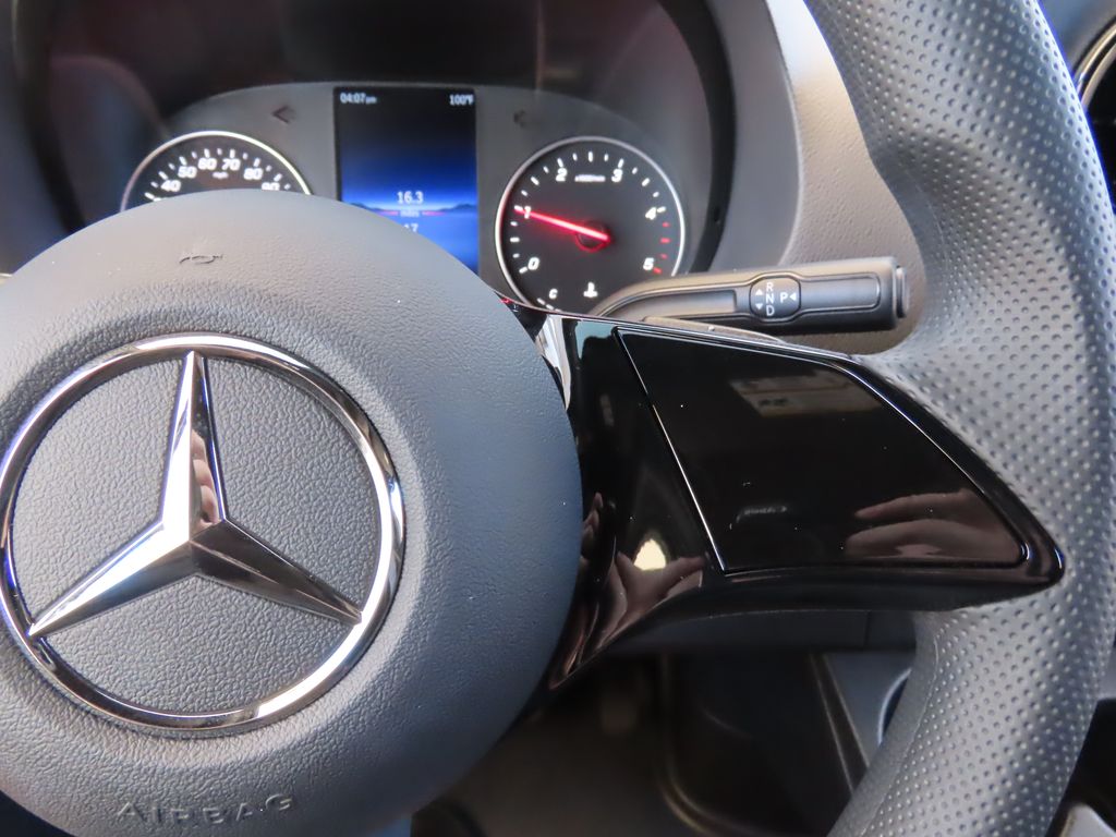 Thumbnail: 2025 Mercedes-Benz Sprinter - 12