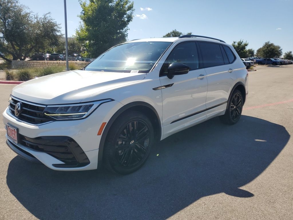 Used Car 2022 Volkswagen Tiguan  2.0t Se R-line Black For Sale Under $25,000 In Austin, Texas