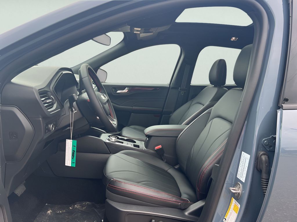 2025 Ford Escape Hybrid