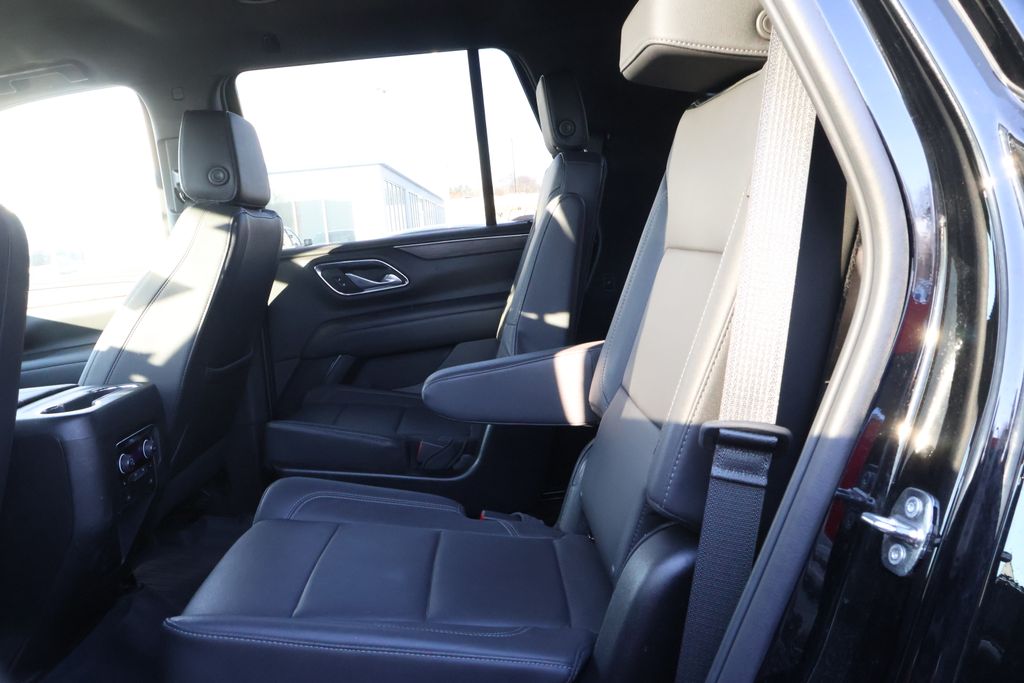 Thumbnail: 2023 Chevrolet Tahoe - 32