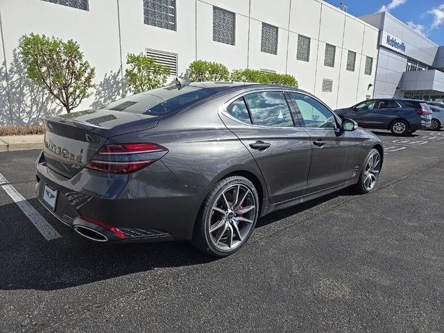 2025 Genesis G70  8
