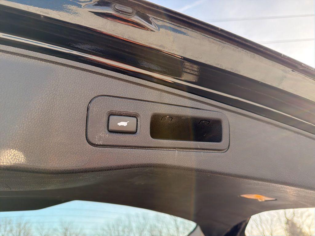 Thumbnail: 2012 Acura MDX - 23