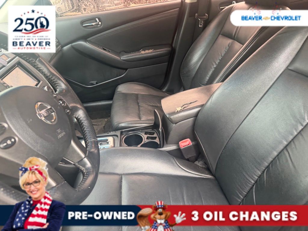 Used 2011 Nissan Altima Sedan