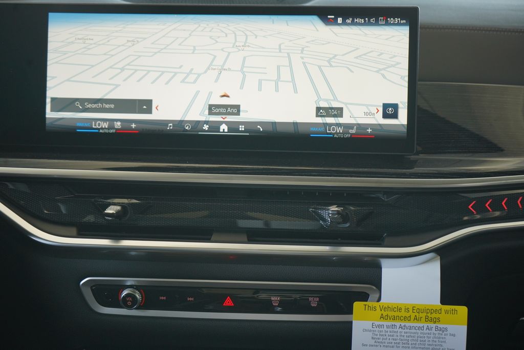 Thumbnail: 2026 BMW X7 - 15