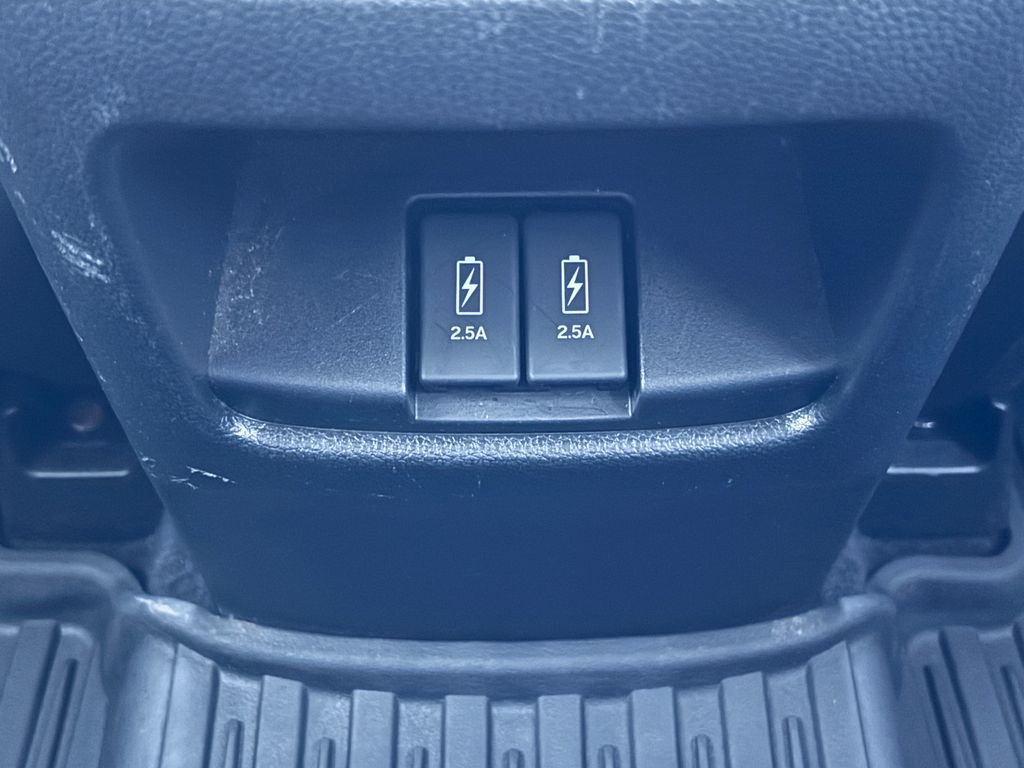 Thumbnail: 2021 Honda CR-V - 20