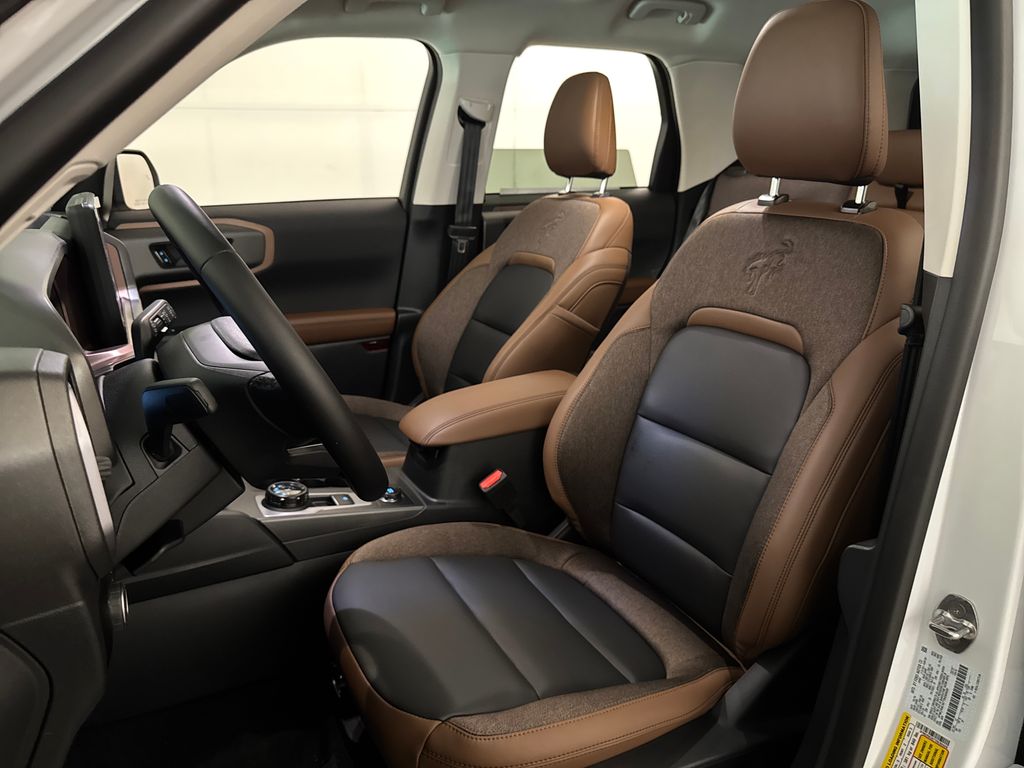 2026 Oxford White Ford Bronco Sport Outer Banks 4X4 SUV