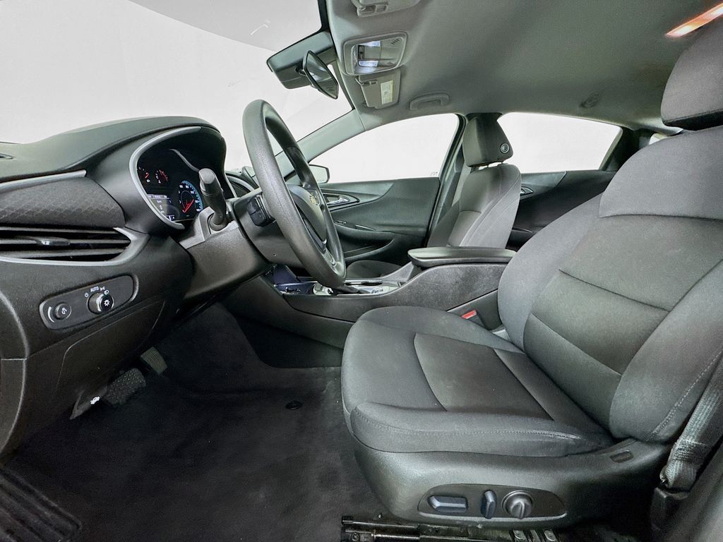 Used Car 2024 Chevrolet Malibu  Lt For Sale Under $20,000 In Austin, Texas