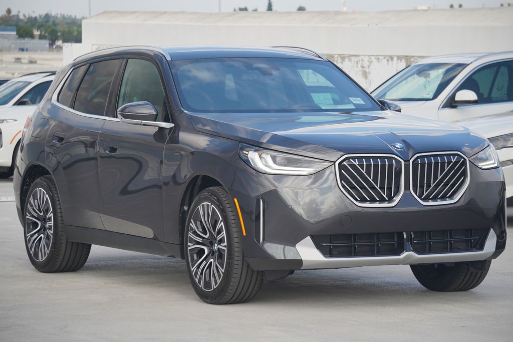 Thumbnail: 2026 BMW X3 - 3