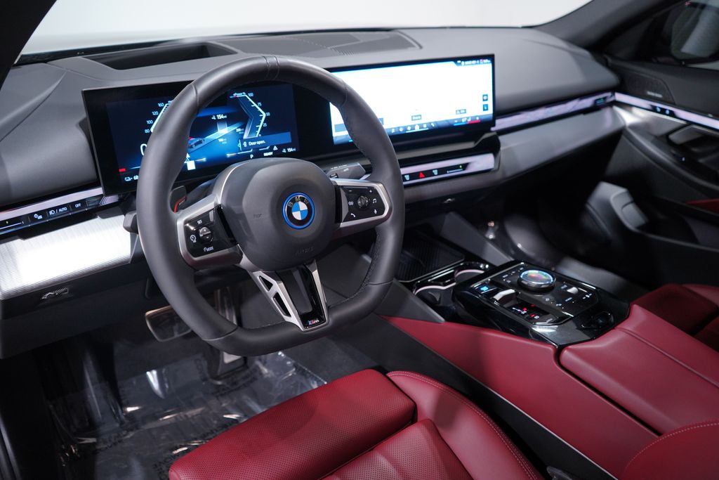 Thumbnail: 2025 BMW i5 - 6