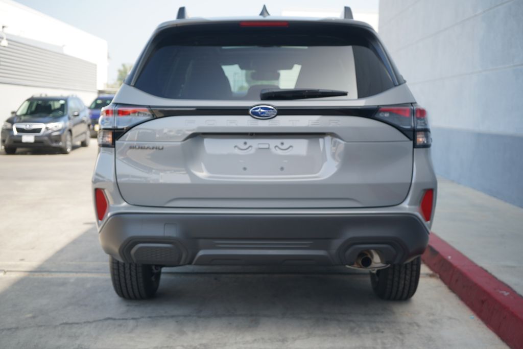 2025 Subaru Forester Premium 4