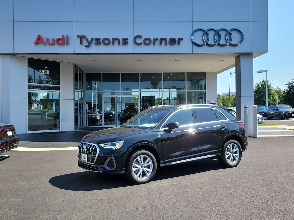 2024 Audi Q3  -
                Vienna, VA