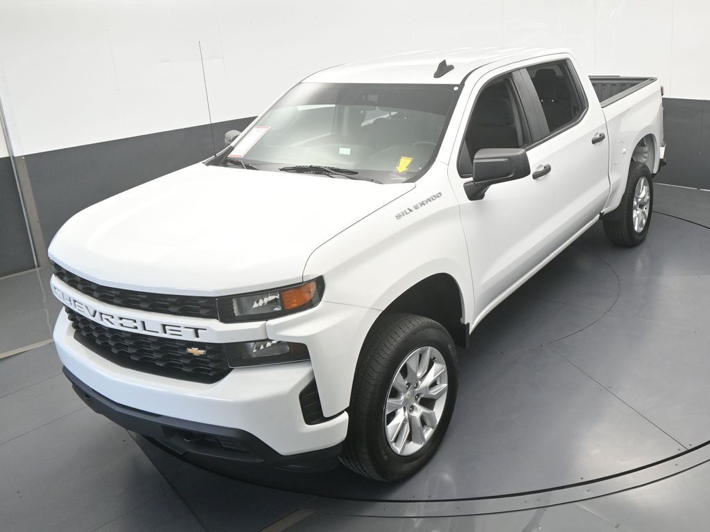 Used 2022 Summit White Chevrolet Custom image 46