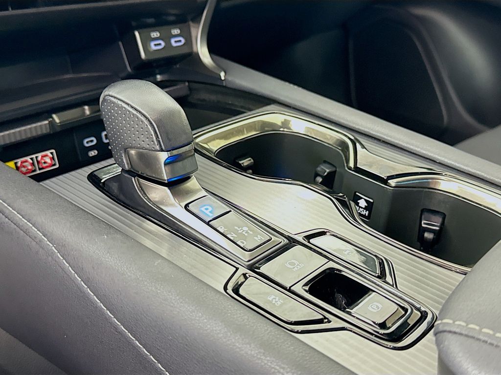 Thumbnail: 2023 Lexus RX - 17