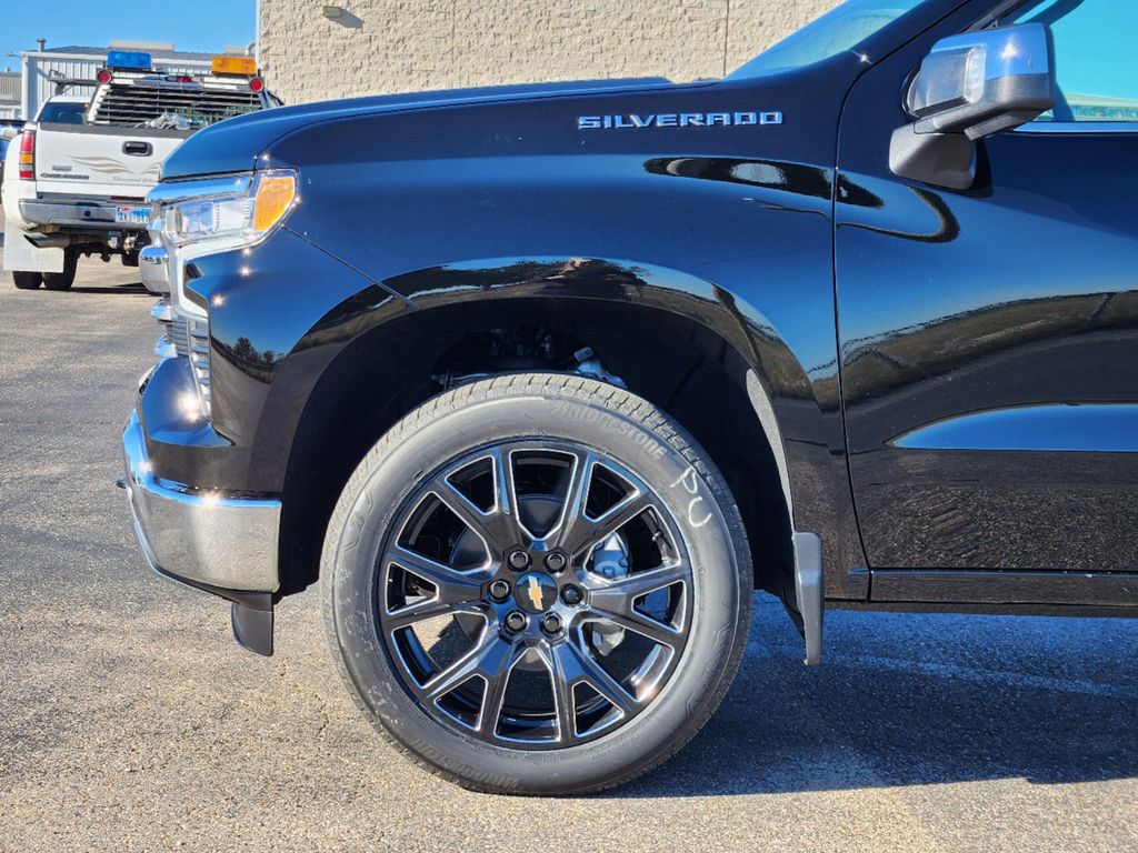 2025 Chevrolet Silverado 1500 LTZ 6