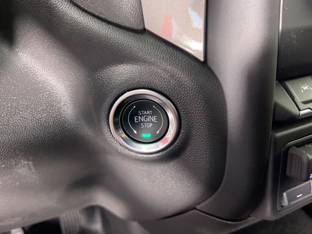 Thumbnail: 2026 Chevrolet Silverado 1500 - 25