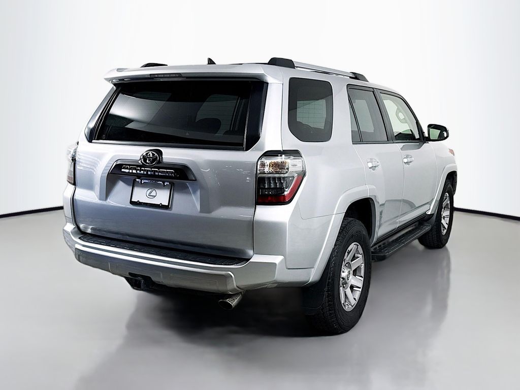 Thumbnail: 2014 Toyota 4Runner - 5