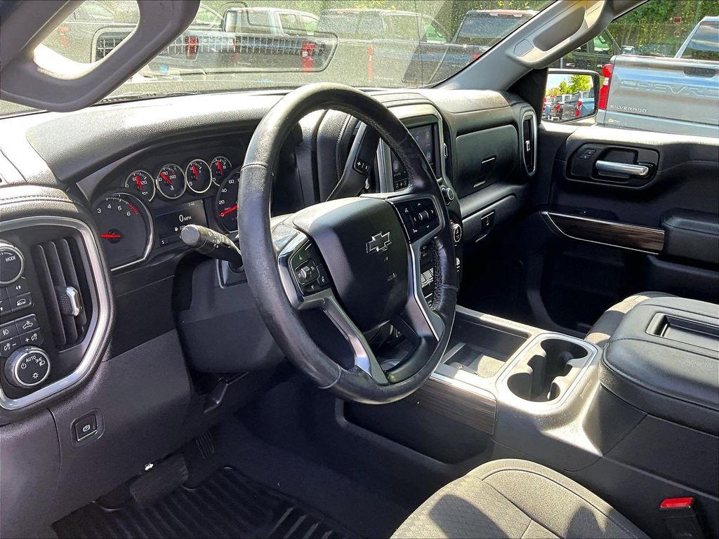 2021 Chevrolet Silverado 1500 — photo 8